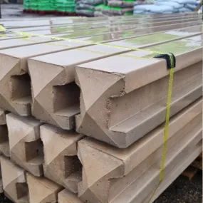 7.9ft Intermediate Concrete Post