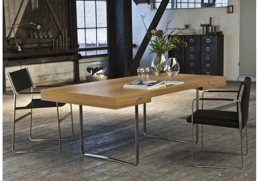 CH110 Desk