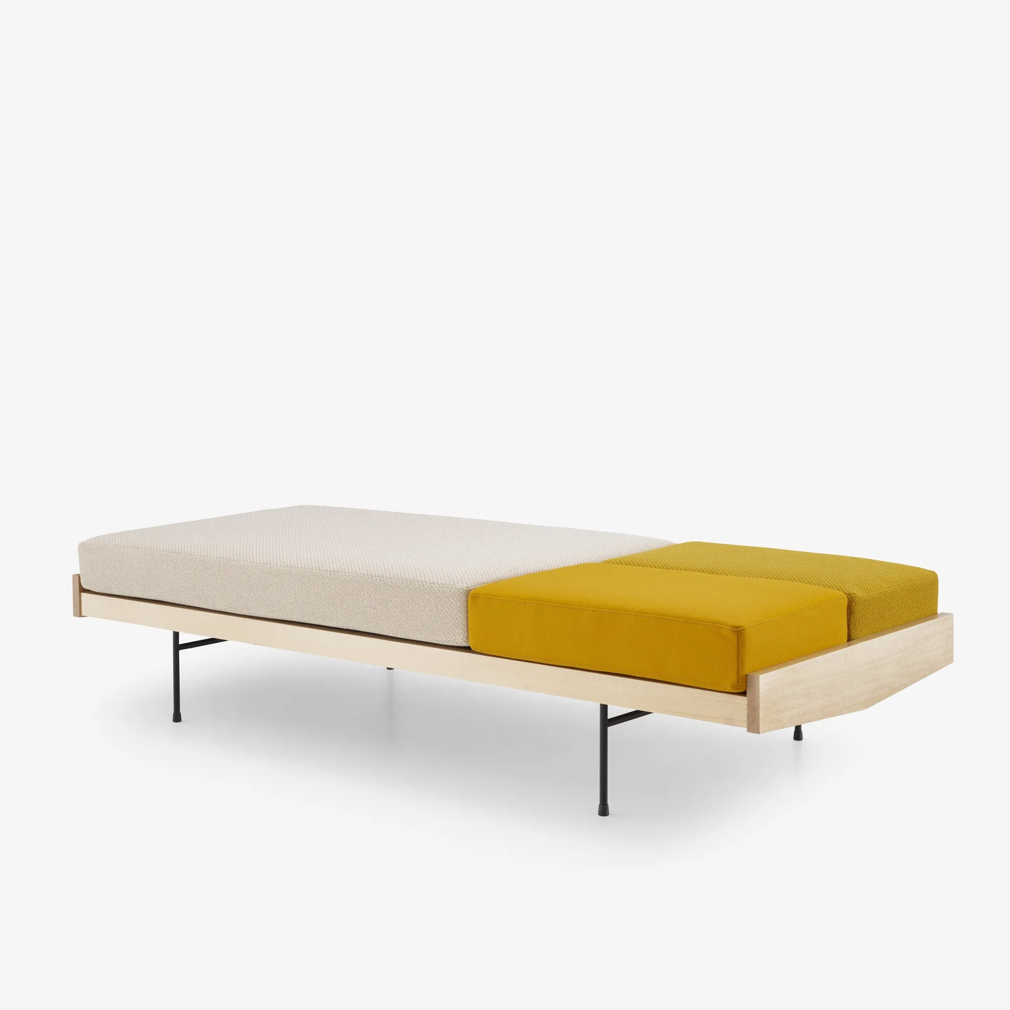 Daybed Bed Settee Black Lacquered Steel Feet Complete Item Upholstery Sofa
