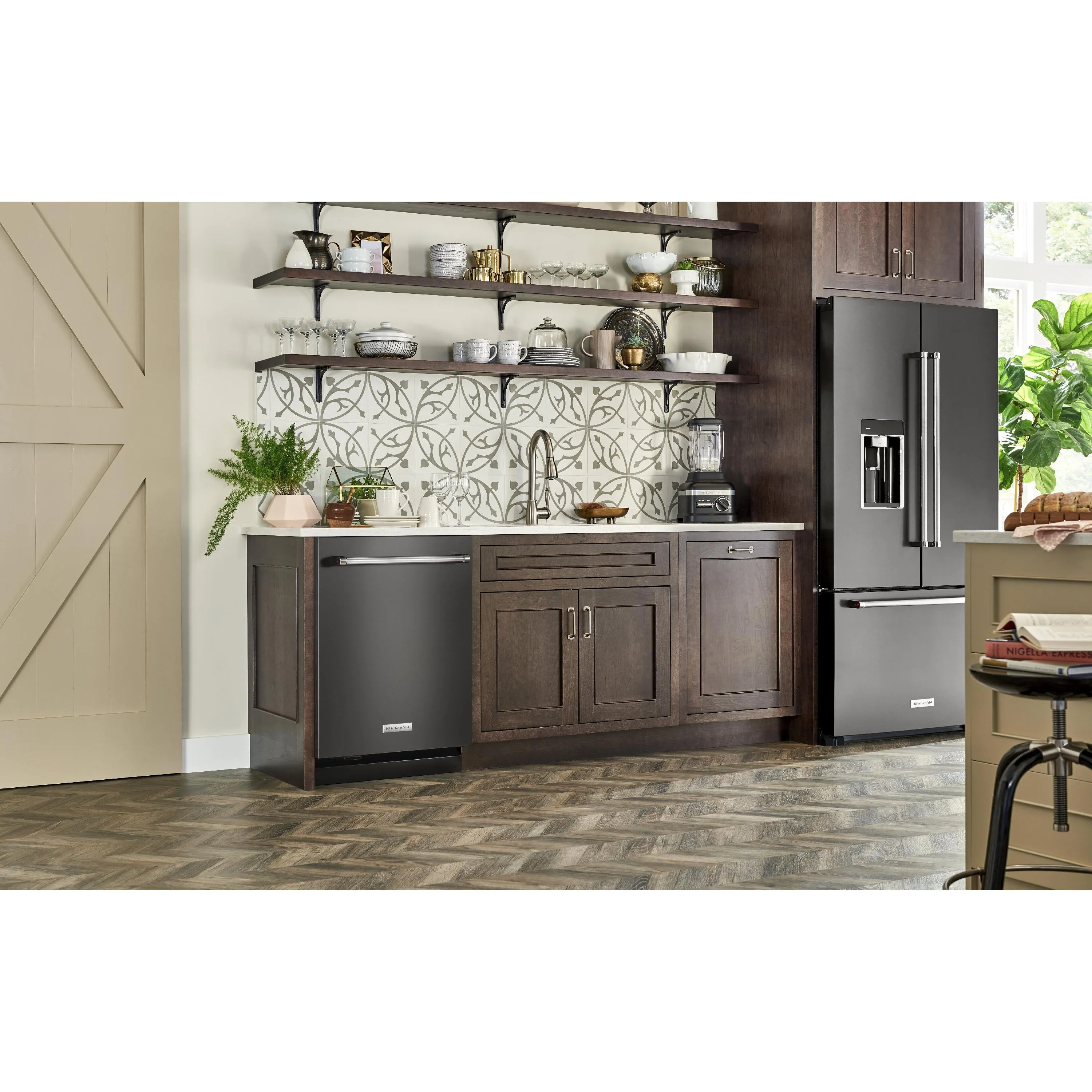 KitchenAid 24-inch Built-in Dishwasher with FreeFlex™ Third Rack KDTM804KBS