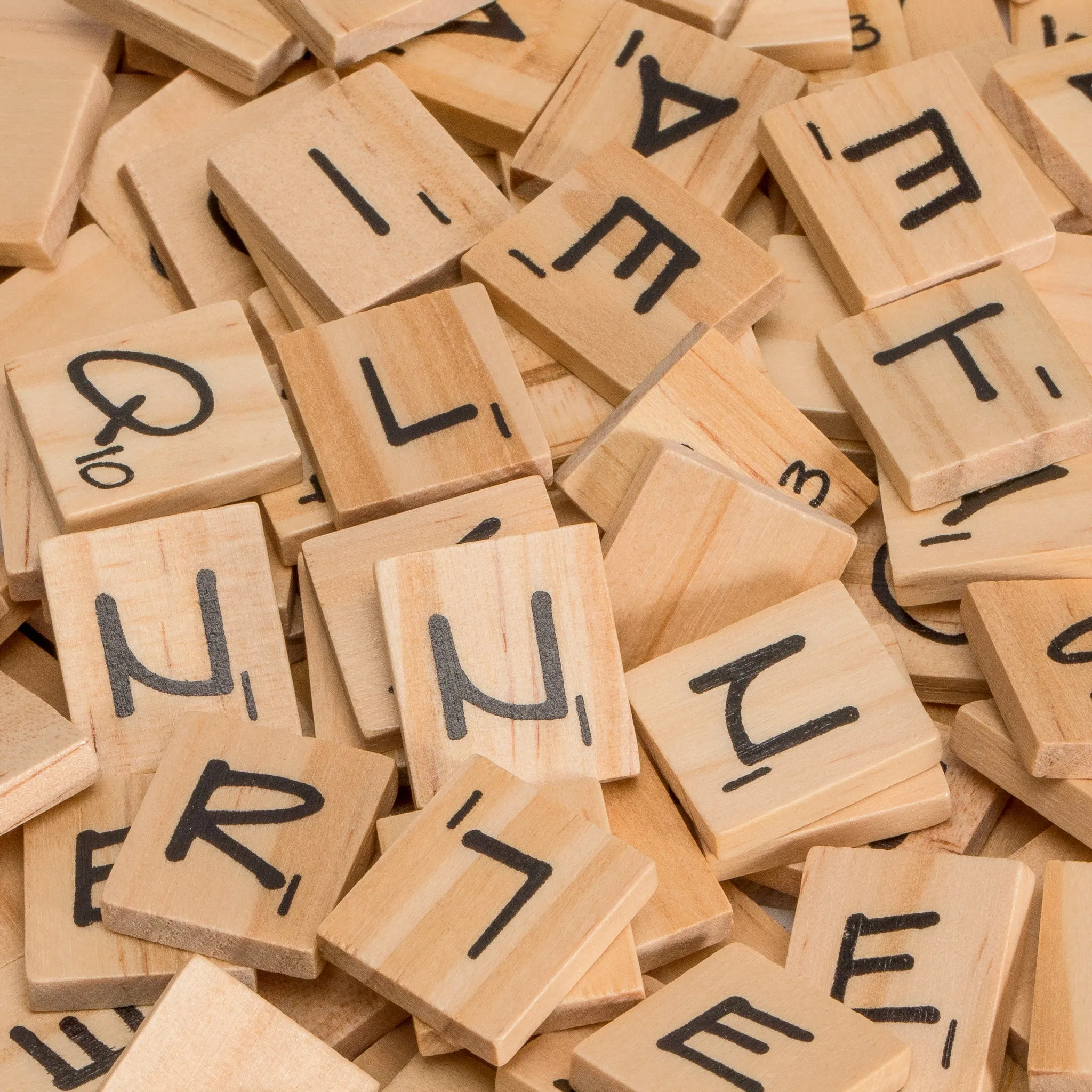 Scrabble Word Architect Deluxe Kit of 4 Wooden Multi-Color Scrabble Racks and 200 Wooden Scrabble Tiles