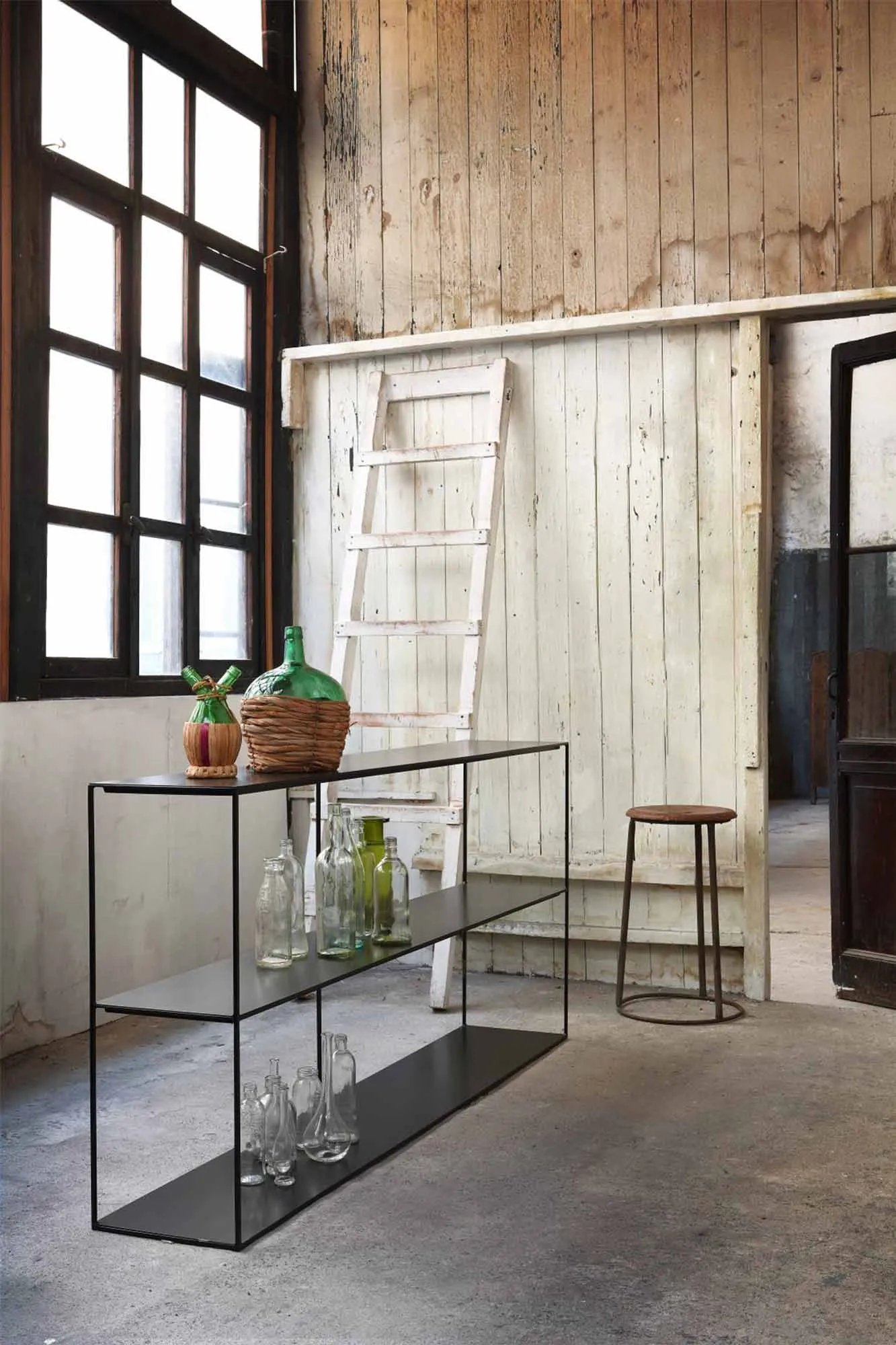 Slim Irony - Sideboard with 3 Shelves