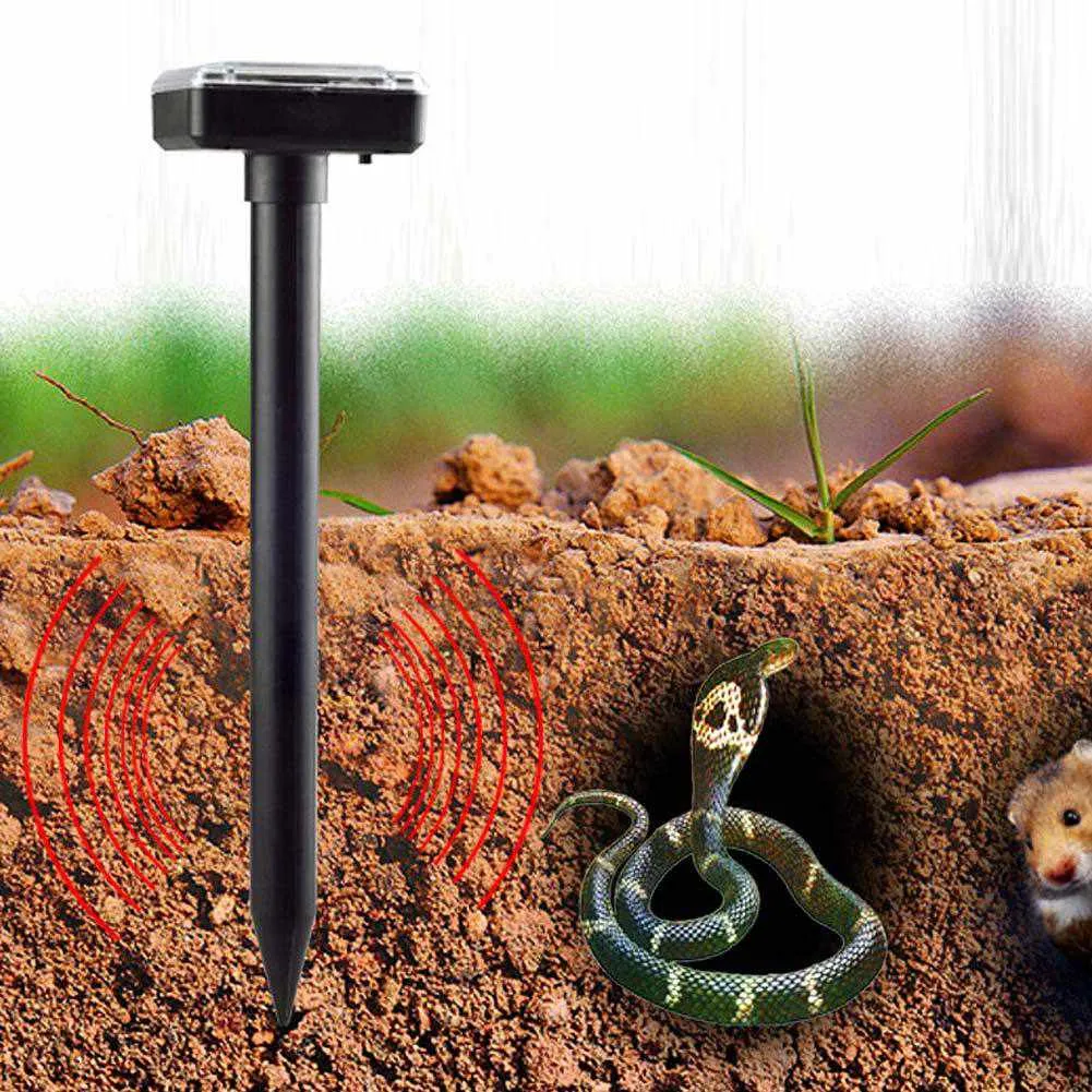 Solar Power Ultrasonic Sonic Mouse Mole Snakes Pest Rodent Repeller