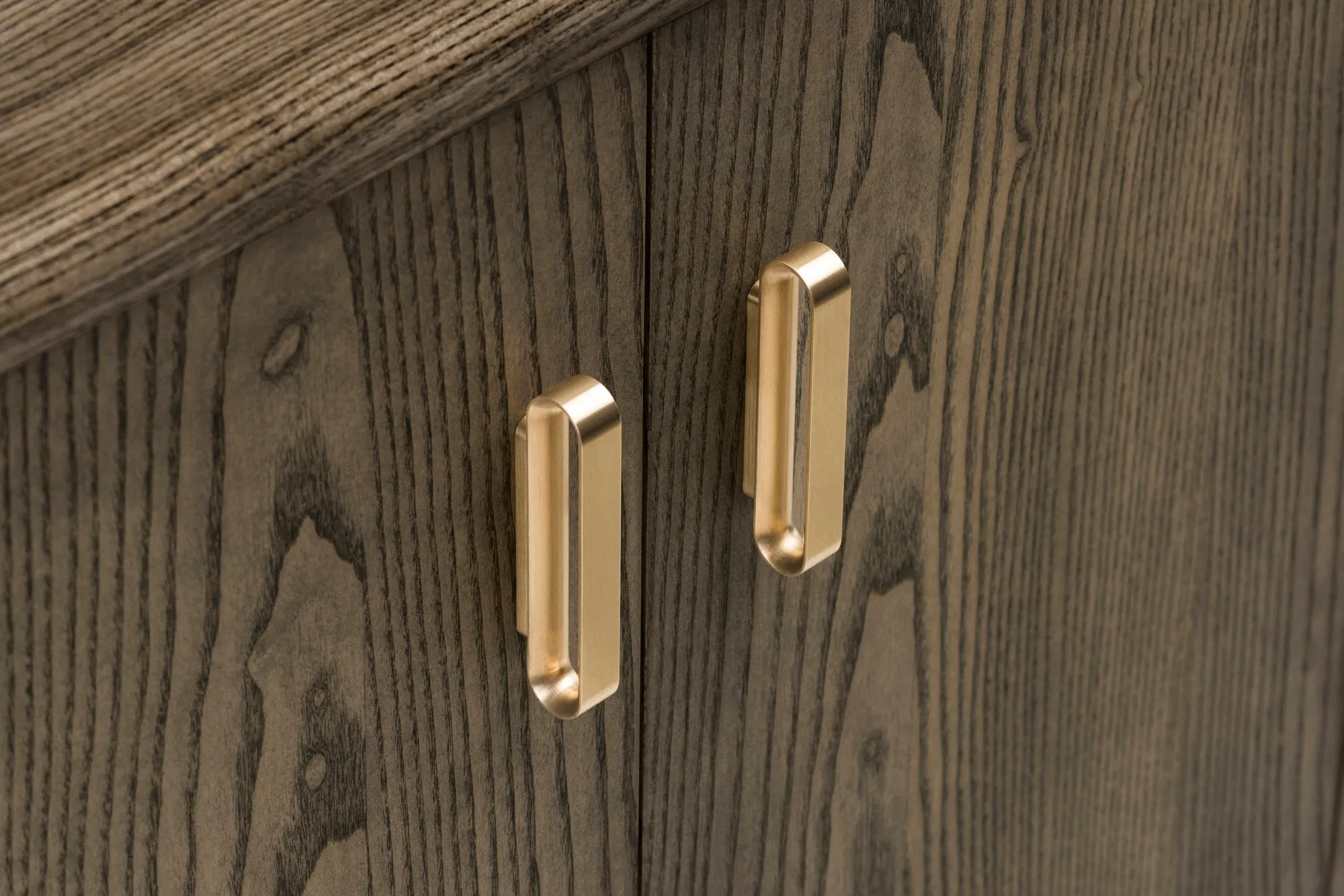 SOLO TALL 4-DOOR CABINET