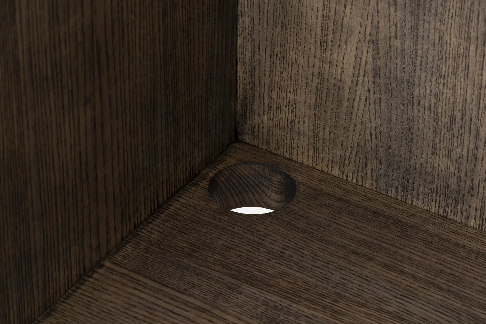 SOLO TALL 4-DOOR CABINET